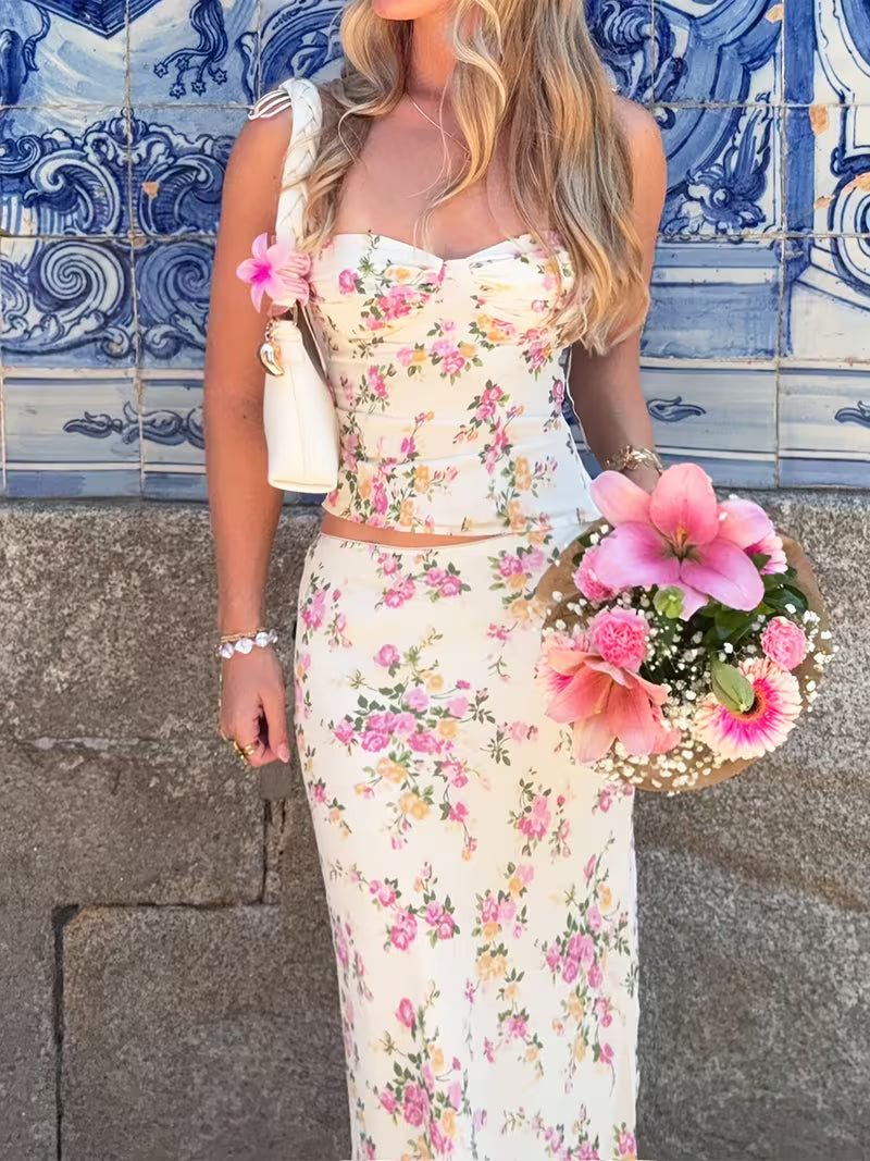 Sassygals French Holiday Style Floral Suspender Vest + Low-Waisted Hip-Hugging Long Skirt, Atmospheric Temperament Set
