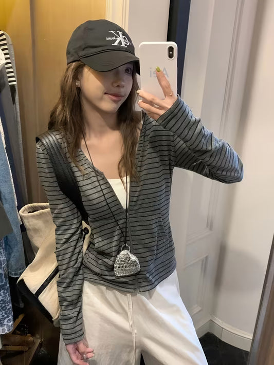 Spring And Summer 2026 New Women'S Breathable Lightweight Pullover Striped Top Snowflake Stripe Zipper Long Sleeve Hooded Cardigan Jacket Women 2025 Autumn Slim V-Neck Outer Wear T-Shirt Top