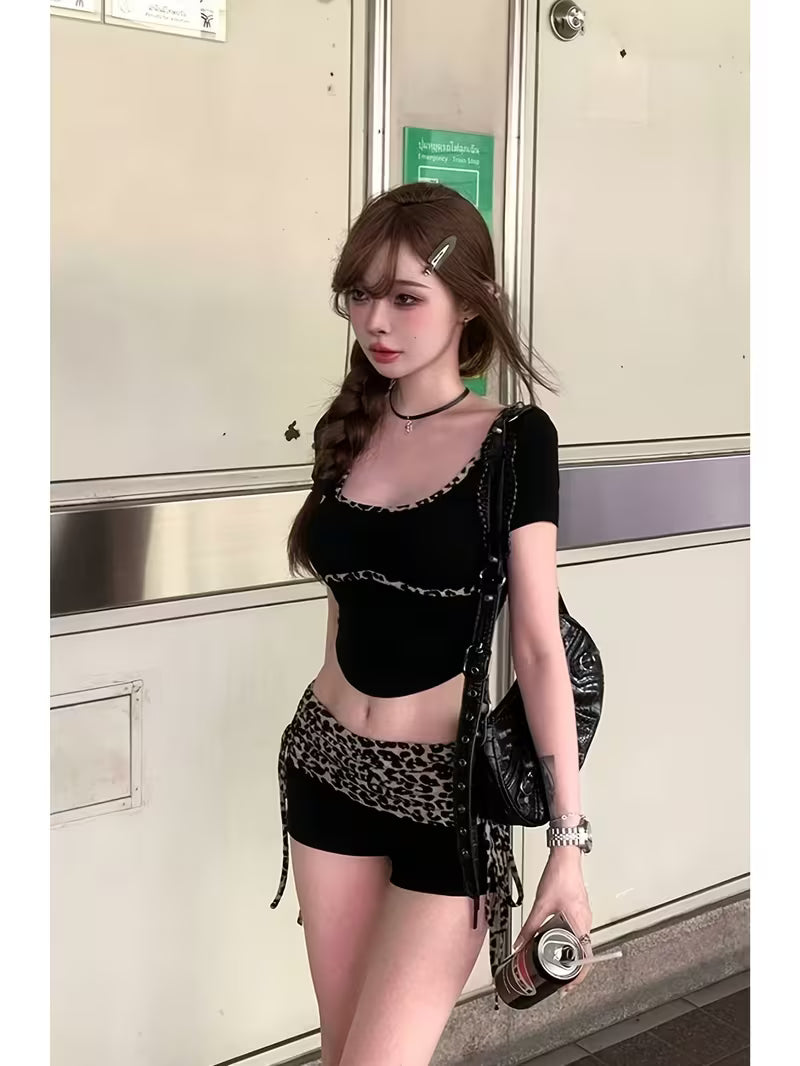 Summer Slim Fit Shows Figure Pure Desire Sweet Spicy Leopard Print Stitching T-Shirt Top + Low Waist Bandage Shorts Two-Piece Set