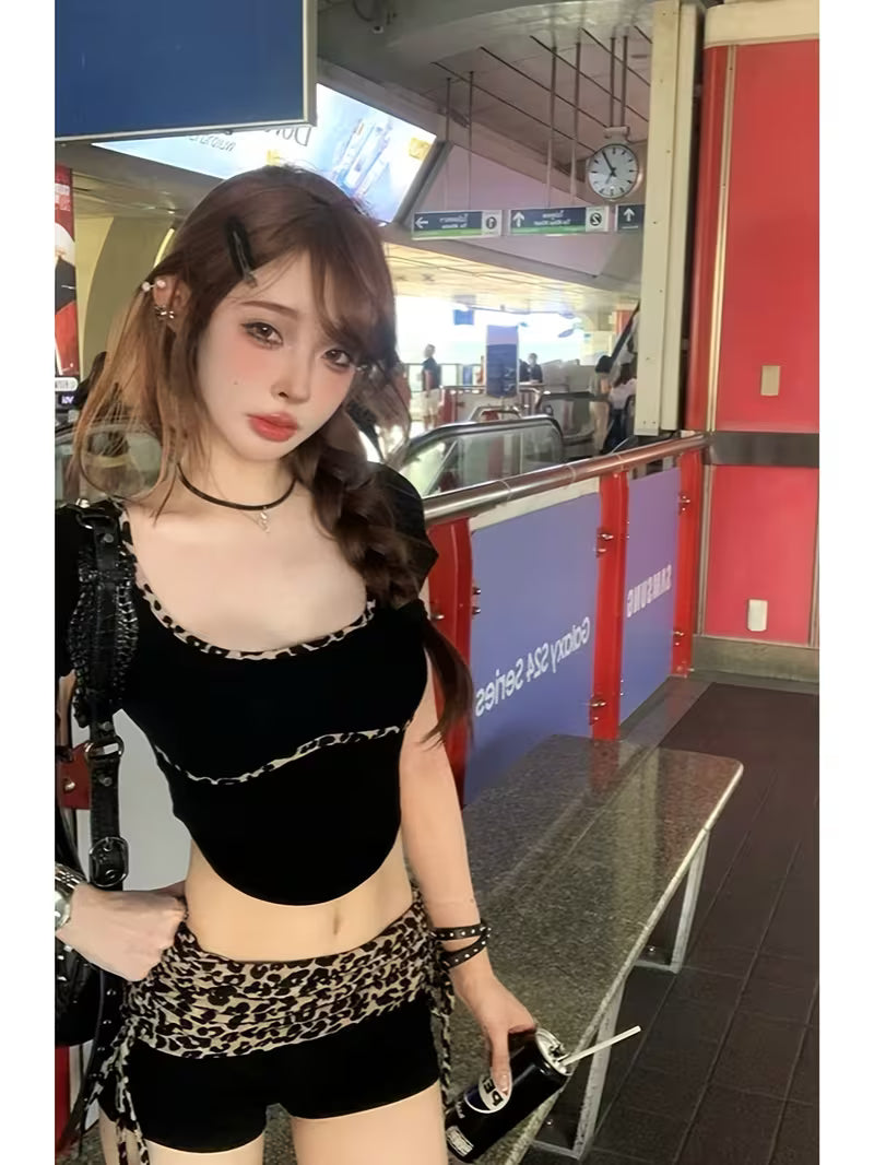Summer Slim Fit Shows Figure Pure Desire Sweet Spicy Leopard Print Stitching T-Shirt Top + Low Waist Bandage Shorts Two-Piece Set