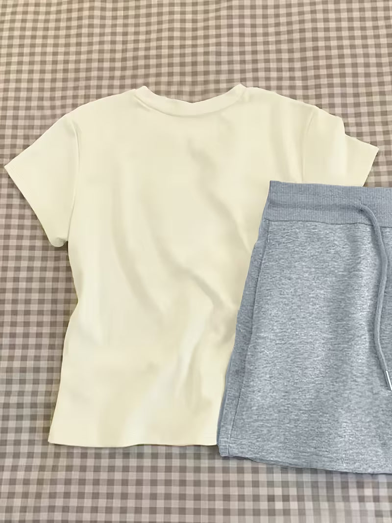 Casual Fashion Women's Cartoon Bear Print T-Shirt and Solid Color Skirt Two-Piece Set