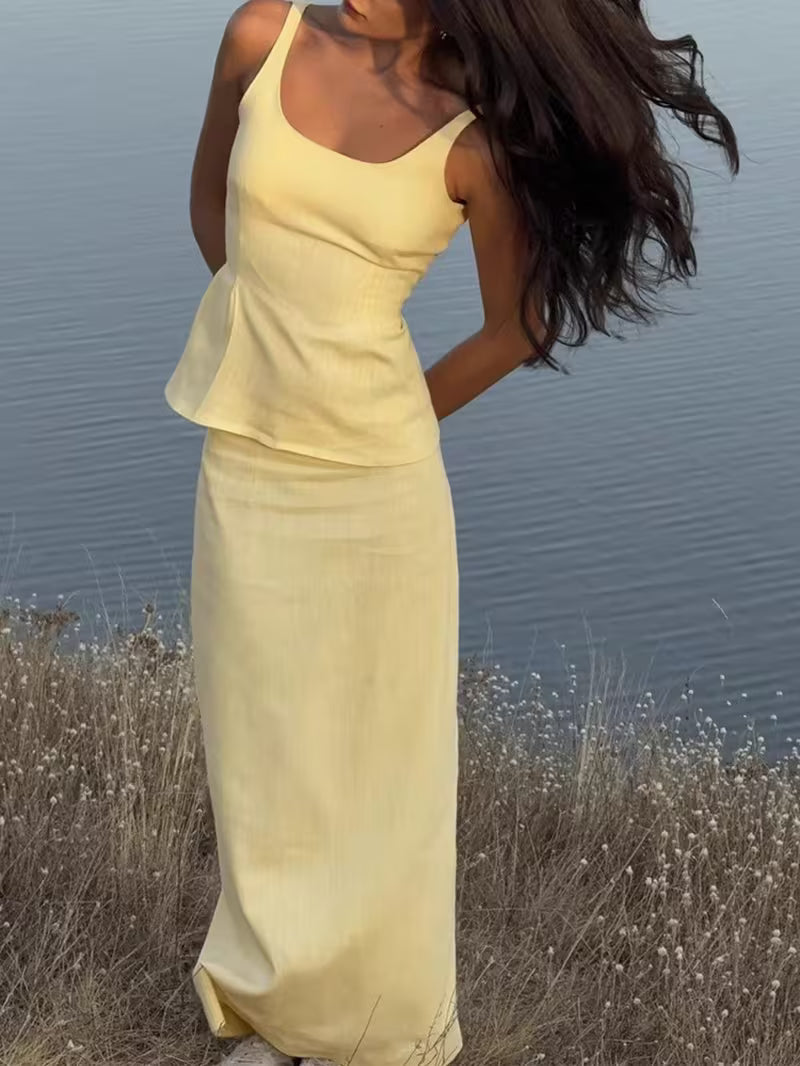 A New Spring and Summer Halter Dress Set for Women, Featuring a Halter Waist-cinching Top and a Fishtail Skirt Long Dress