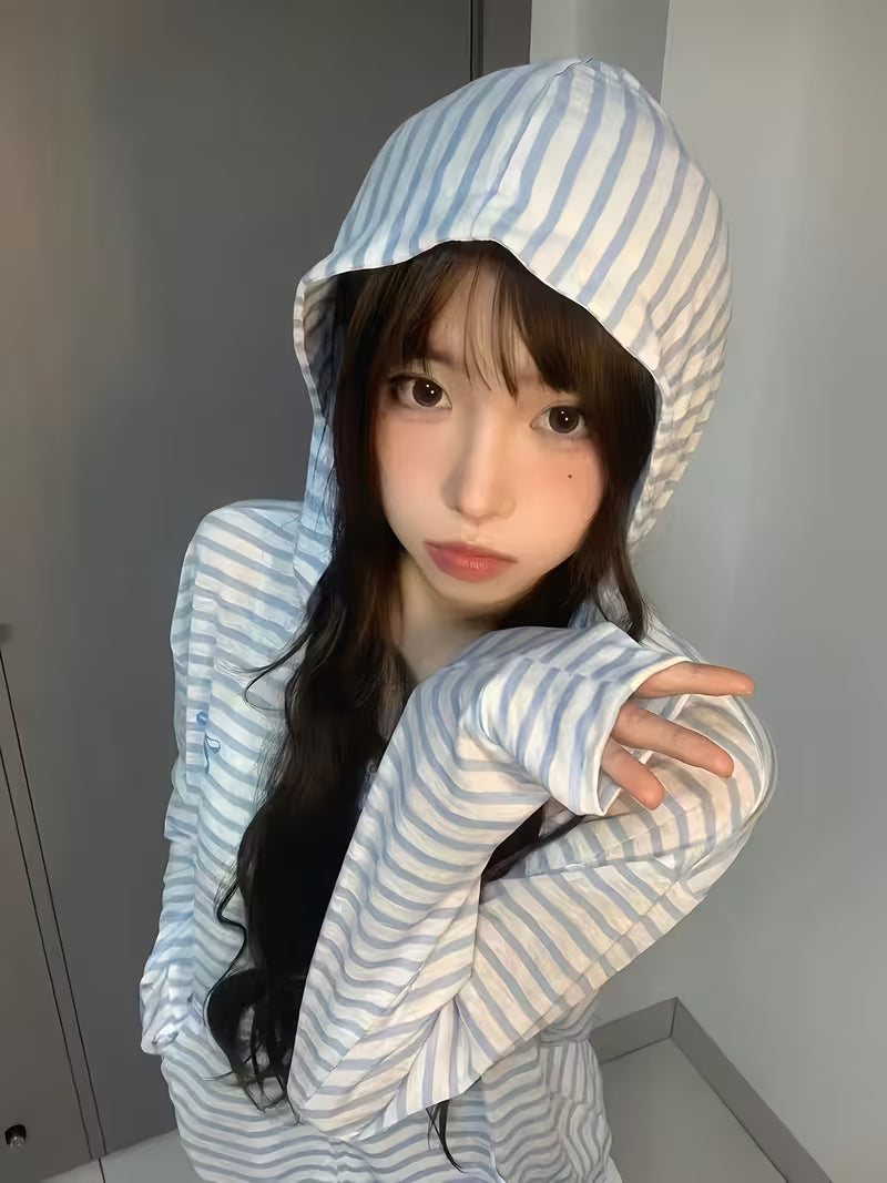 1pc Blue And White Striped Half-zip Hoodie Sun-protection Long Sleeve Jacket, Light Blue Thin Stripe with Bow Embroidery, Loose Lightweight Cardigan, Breathable And Sun-shielding, Casual And Versatile